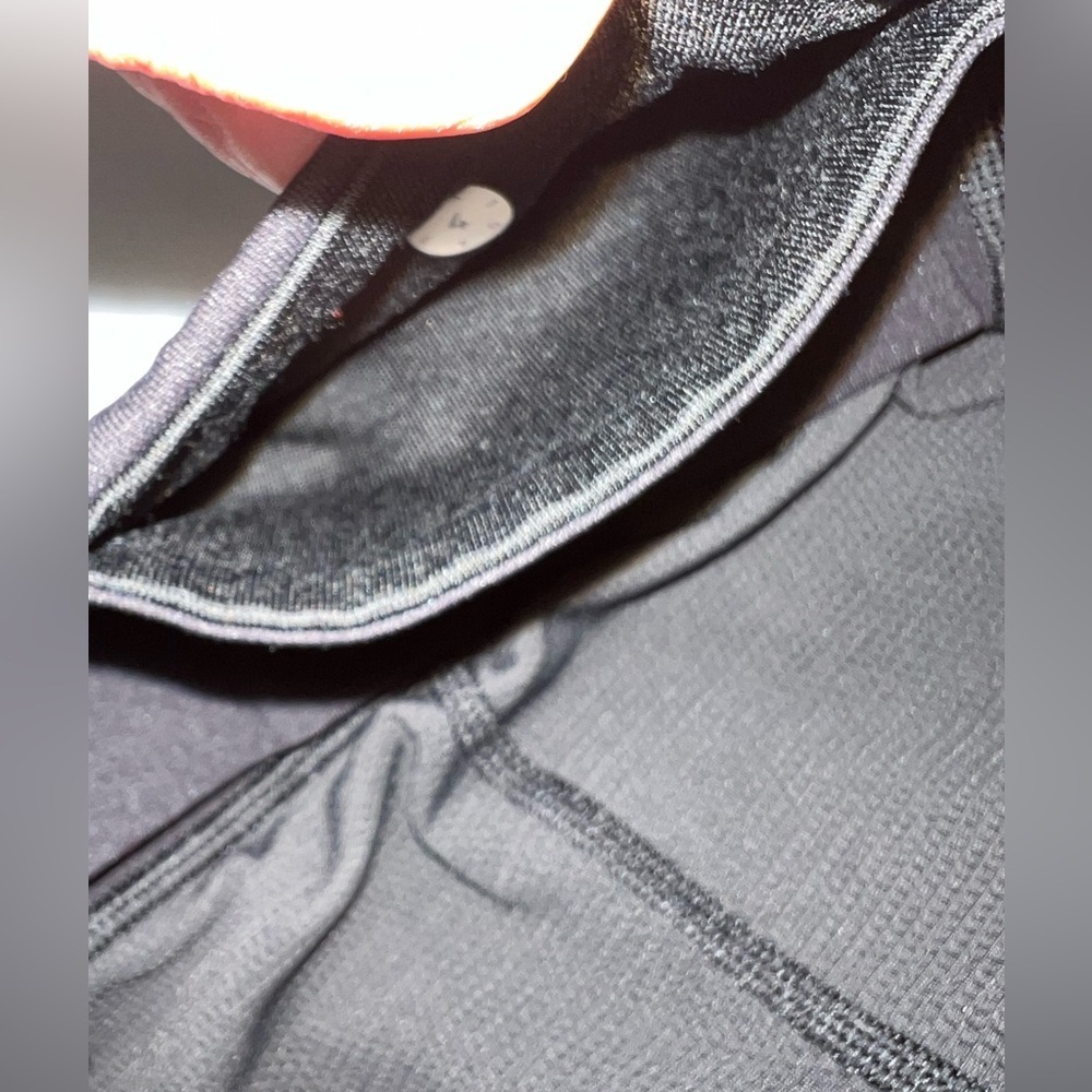 lululemon women's black joggers, breathable micromesh fabric, 4 - Picture 9 of 11